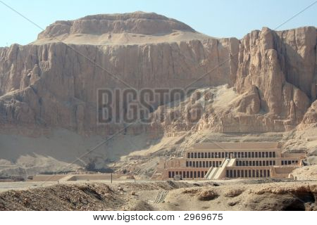 Hatshipsut Temple
