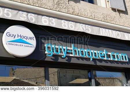 Bordeaux , Aquitaine / France - 11 11 2020 : Guy Hoquet Logo And Text Sign Of Real Estate French Bus
