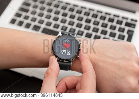 Smart Watch With Oxygen Saturation, Personal Pulse Oximeter. Reduced Oxygenation Is An Emergency Sig