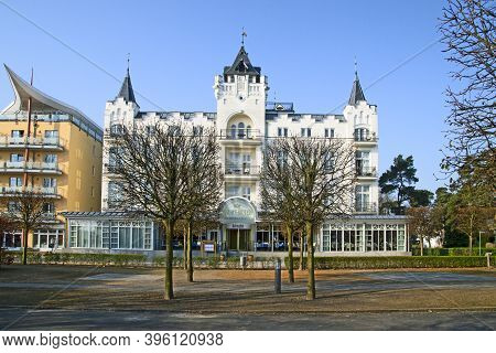 Zinnowitz, Germany - April 20, 2014: Old Villa   At The Promenade Of Zinnowitz, Usedom, Germany.