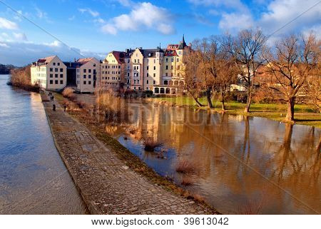 Regensburg และแม่น้ำดานูบ บาวาเรีย เยอรมนี