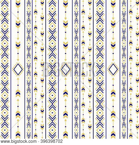 Seamless Ethnic Pattern With Geometric Shapes