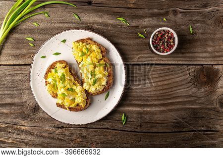 Breakfast With Scrambled Eggs On Wholewheat Toast. English Breakfast With Fried Egg. Banner, Menu, R