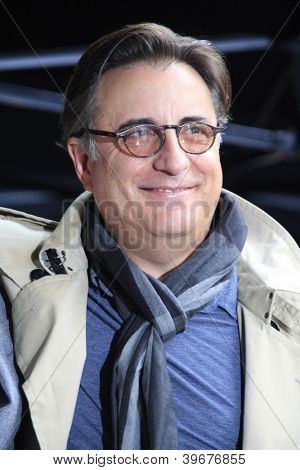LOS ANGELES - NOV 30: Andy Garcia ved en ceremoni, hvor Rick Baker er hædret med en stjerne på Holl