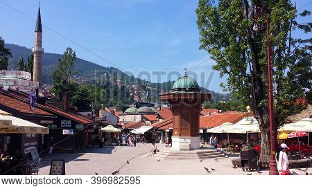 Sarajevo, Bosnia And Herzegovina - June 25, 2017: Sebilj Square In The Old City In Sarajevo, Bosnia 
