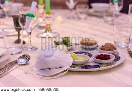 Small Jewish Passover Seder Dinner In The Covid-19 Corona Era