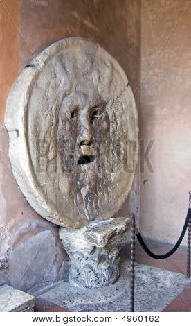 The Mouth Of Truth, La Bocca Della Verità