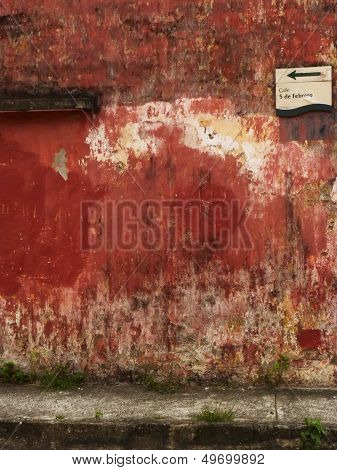 An old wall