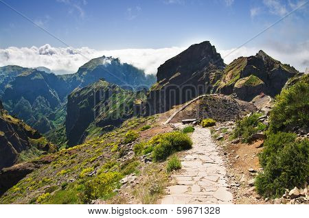Pico Do Areeiro Mountain Trek, Madeira