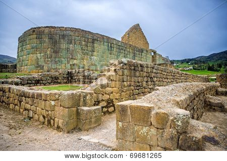 View of the ancient Inca ruins of Ingapirca