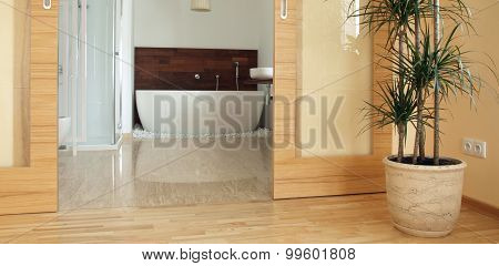 En Suite Parents' Bathroom