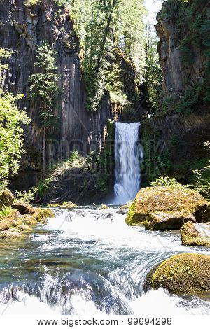 Toketee Falls, Oregon