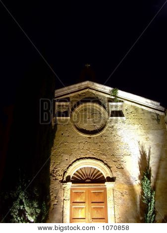 Średniowiecznego miasta Mdina nocą