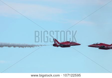Red Arrows Head to Head