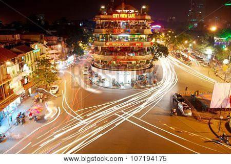 Hanoi traffic chaos at night