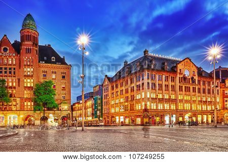 Amsterdam, Netherlands - September 15, 2015: Beautiful Amsterdam, Centre Of  Dam Square In The Eveni