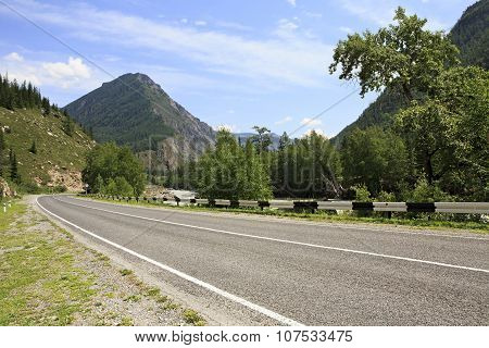 Beautiful Chuysky Trakt in Altai Mountains.
