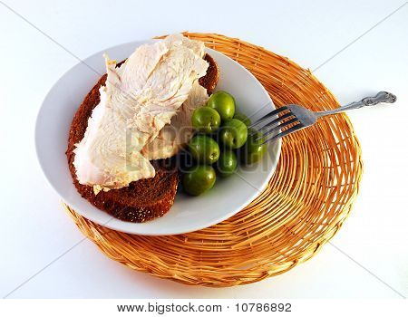Sandwich Turkin vihreitä oliiveja