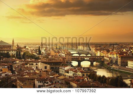Florence Or Firenze Sunset Ponte Vecchio Bridge Panoramic View.tuscany, Italy