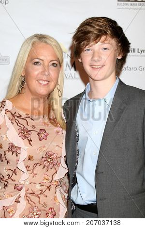 LOS ANGELES - SEP 29:  Michelle Fuller, Harrison Fuller at the Catalina Film Festival - September 29 2017 at the Casino on Catalina Island on September 29, 2017 in Avalon, CA