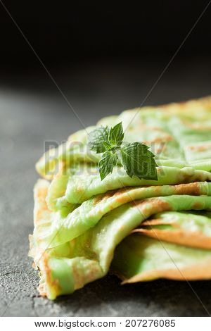 Japaneese Matcha Crepes With Mint