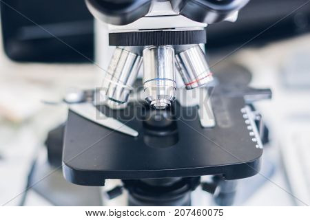 Optical Microscope With Four Different Objective Lenses