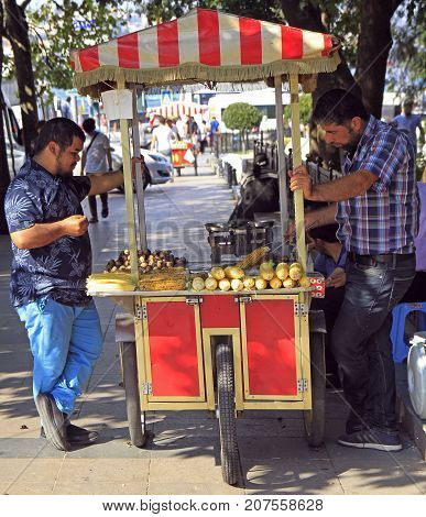 Man Is Selling Fried Corn And Chestnut Outdoor In Istanbul