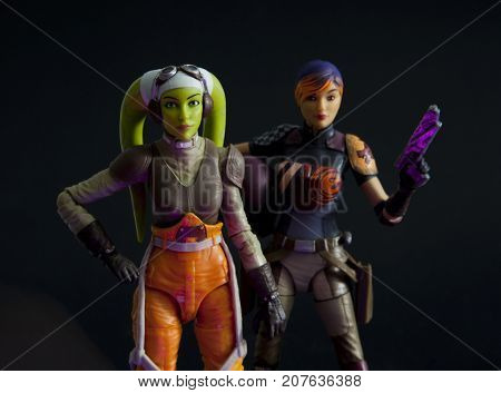 Star Wars Rebels characters Sabine Wren and Hera Syndulla ready for action - studio setting - Hasbro Black Series 6 inch action figures