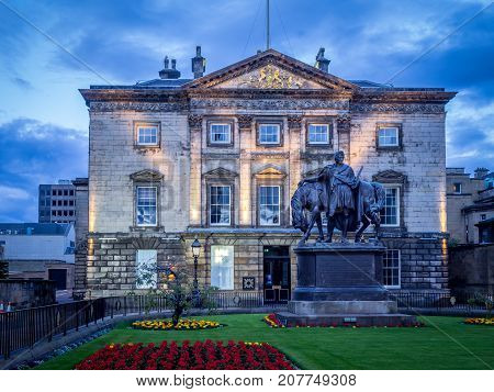 EDINBURGH, SCOTLAND - JULY 30: The Royal Bank of Scotland headquarters also known as Dundas House on July 30, 2017 in Edinburgh, Scotland. It was built in 1774 for the statesman Sir Lawrence Dundas.
