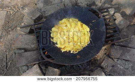 Garden cooked patato frittata baked on open fire