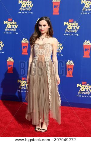 LOS ANGELES - JUN 15:  Maude Apatow at the 2019 MTV Movie & TV Awards at the Barker Hanger on June 15, 2019 in Santa Monica, CA