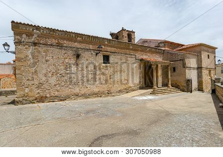 Church Of Santiago Apostol In Belvis De Monroy