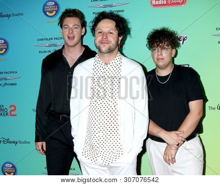 LOS ANGELES - JUN 16:  lovelytheband, Jordan Greenwald, Sam Price, Mitchy Collins at the ARDYs: A Radio Disney Music Celebration at the CBS Studio Center on June 16, 2019 in Studio City, CA