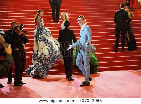 CANNES, FRANCE. May 17, 2019: Lola Winding Refn, Liv Corfiven, Nicolas Winding Refn, Miles Teller & Keleigh Sperry at the gala premiere for 