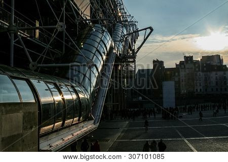 Paris, France - January 2, 2008:  Sunset Over The Iconic Escalators Of Centre Pompidou. Located In B