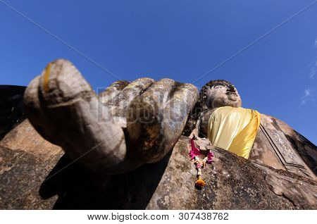 Asia Thailand Sukhothai Temple Mahathat