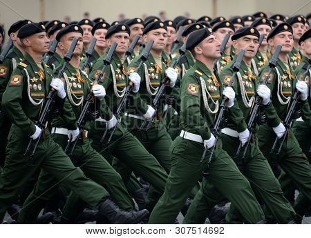 Moscow, Russia - May 9, 2019:soldiers Of The 4th Guards Tank Cantemir Division During The Parade On 