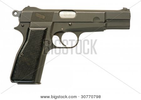 แคนาดาทำ 9 มม.กึ่งทหารปืน 150 ประมาณ 000 ของ firearms เหล่านี้ถูกคน