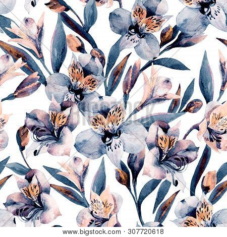 Moody Watercolor Alstroemeria Flowers Seamless Pattern. Beautifull Botanical Flowers, Leaves, Buds O