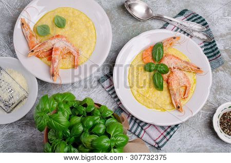 Large Untreated Shrimp With Polenta