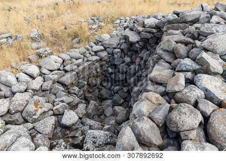 The Remnants Of The Megalithic Complex Of The Early Bronze Age  - Wheels Of Spirits - Rujum Al-hiri 