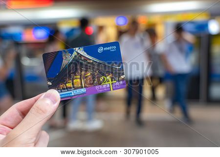 Taipei, Taiwan - June 19, 2019 : Using Subway System In Taipei By 24hr Taipei Metro Pass. Once Activ