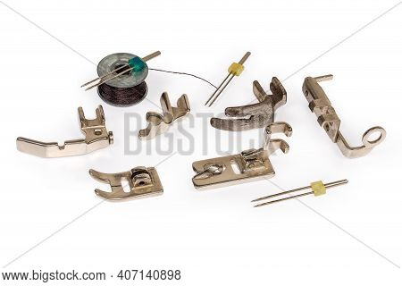 Various Modern And Vintage Presset Foots For Domestic Sewing Machine Intended For Different Types Of