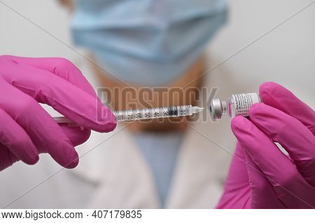 Romania, Galati, 08.02.2021 Pfizer And Biontech Covid-19 Vaccine. Small Ampoules With Vaccine