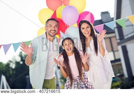 Photo Of Excited Family Mommy Dady Child Happy Smile Celebrate Birthday Wear Party Hat Childhood Sch