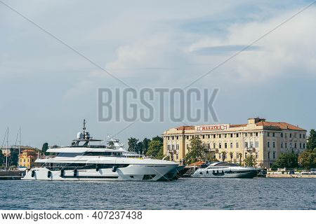 Zadar, Croatia - Aug 13, 2020: Luxary Yachts Docked At Old Town Harbour In Morning