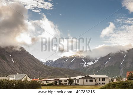 Olafsfjordur stad - Island.