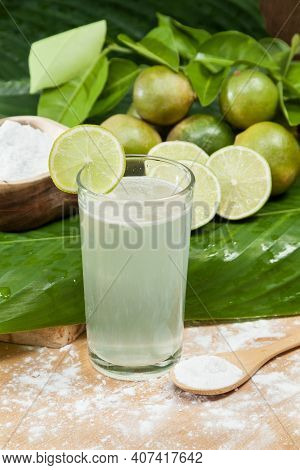 Baking Soda - Sodium Bicarbonate, Water And Lemon.
