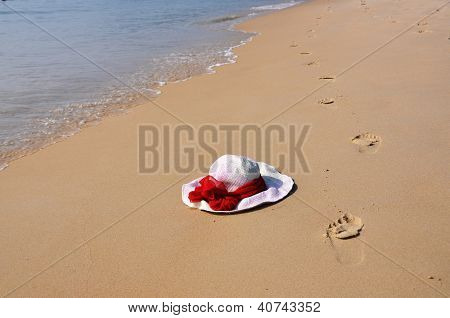 Footmarks på sandstranden