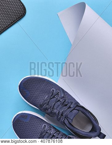 Concept Healthy Lifestyle Outfit, Sport And Diet. Top View, Text Space. Athlete\'s Set. Flat Lay Com